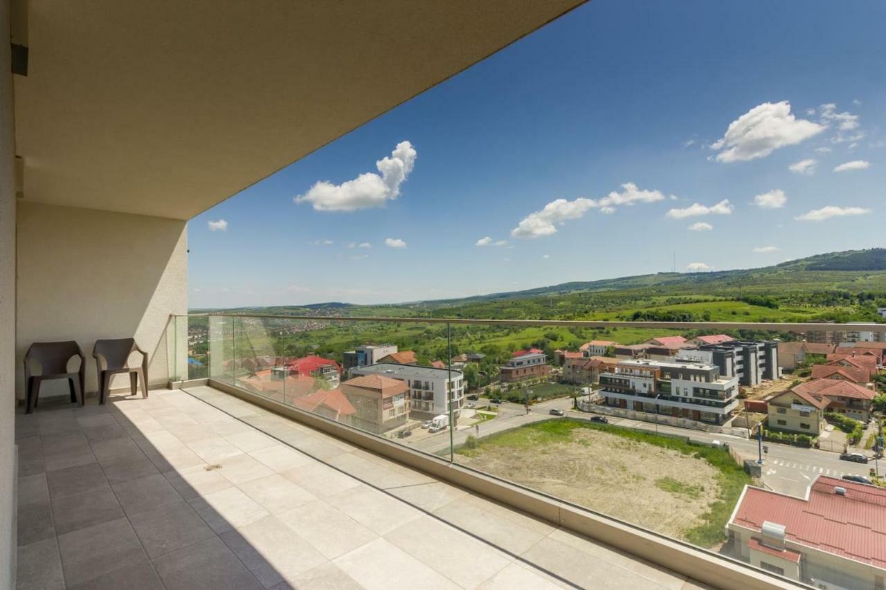 Top Floor View Penthouse Cluj-Napoca Exteriör bild